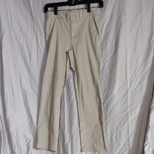 Izod Men's Light Khaki Chinos